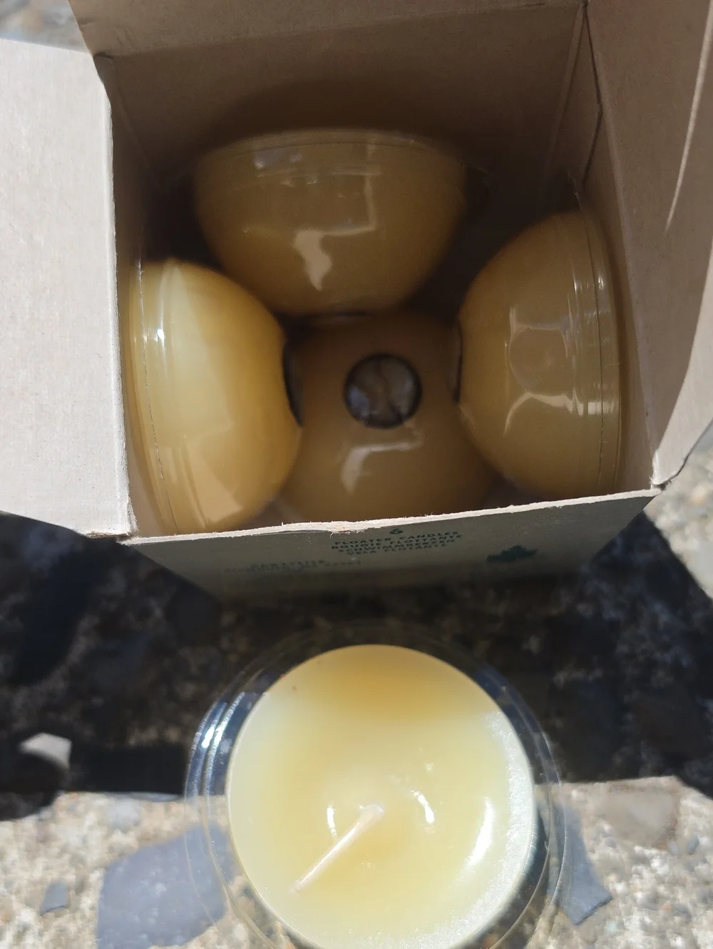 Vintage PartyLite Vanilla Floating Candles - Set of 4